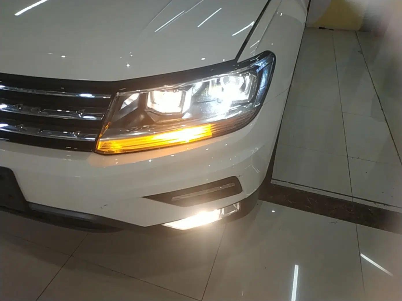 Volkswagen Tiguan L 2020 330TSI Automatic Two-Wheel Drive Smart Luxury Edition China VI Standard — миниатюра 8