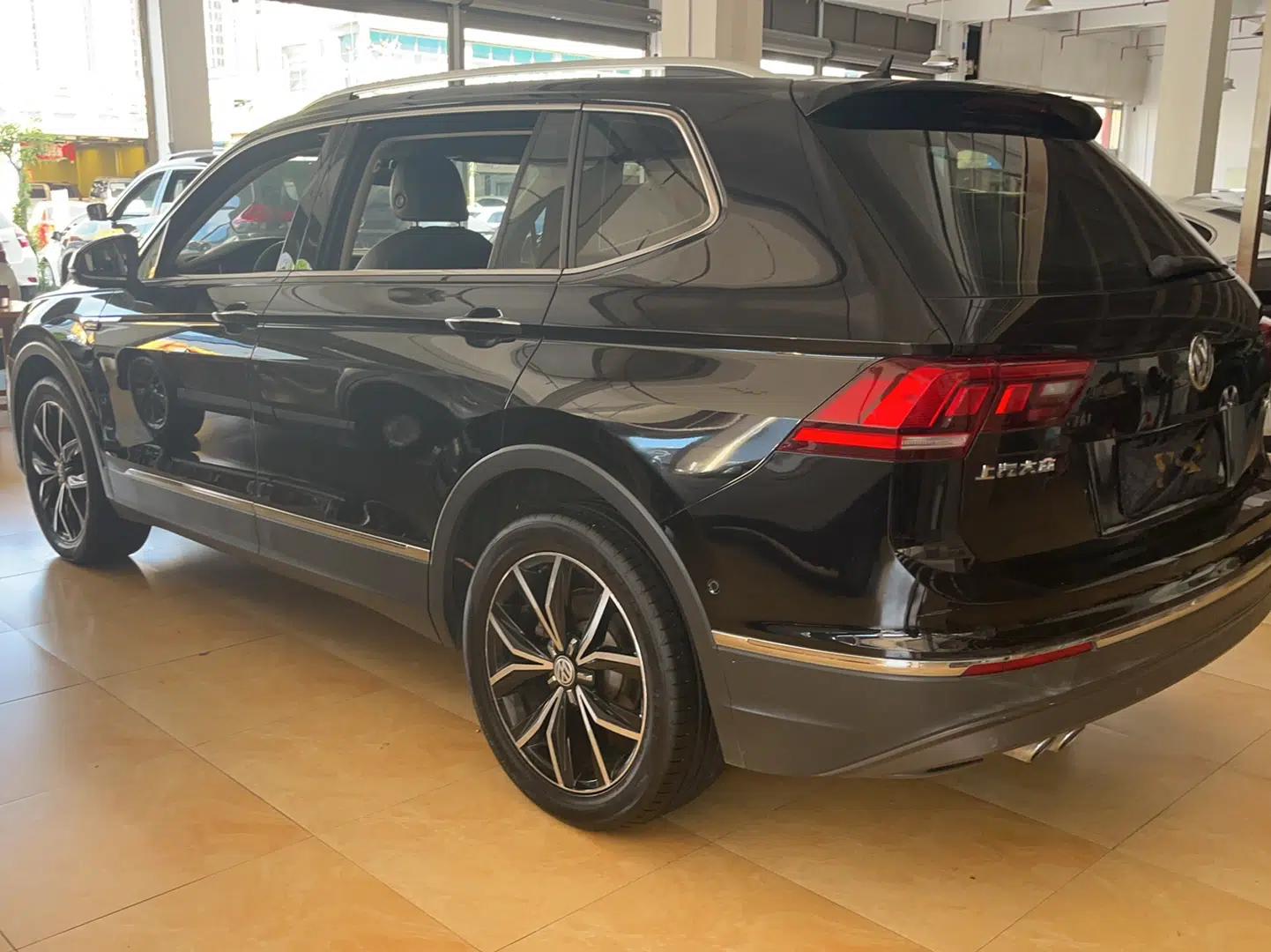 Volkswagen Tiguan L 2019 Revised 330TSI Automatic Two-Wheel Drive Smart & Luxury Edition China VI Standard — миниатюра 6
