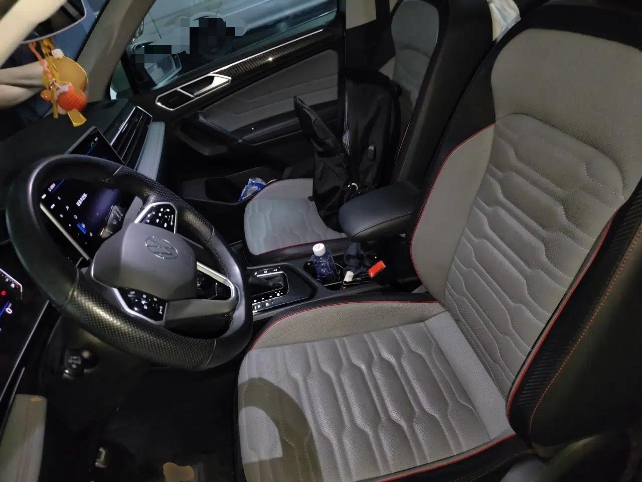Volkswagen Tiguan L 2022 330TSI Automatic Two-Wheel Drive R-Line Flagship Edition — миниатюра 15