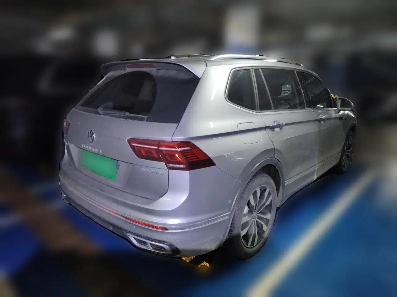 Volkswagen Tiguan L 2022 330TSI Automatic Two-Wheel Drive R-Line Flagship Edition — миниатюра 6