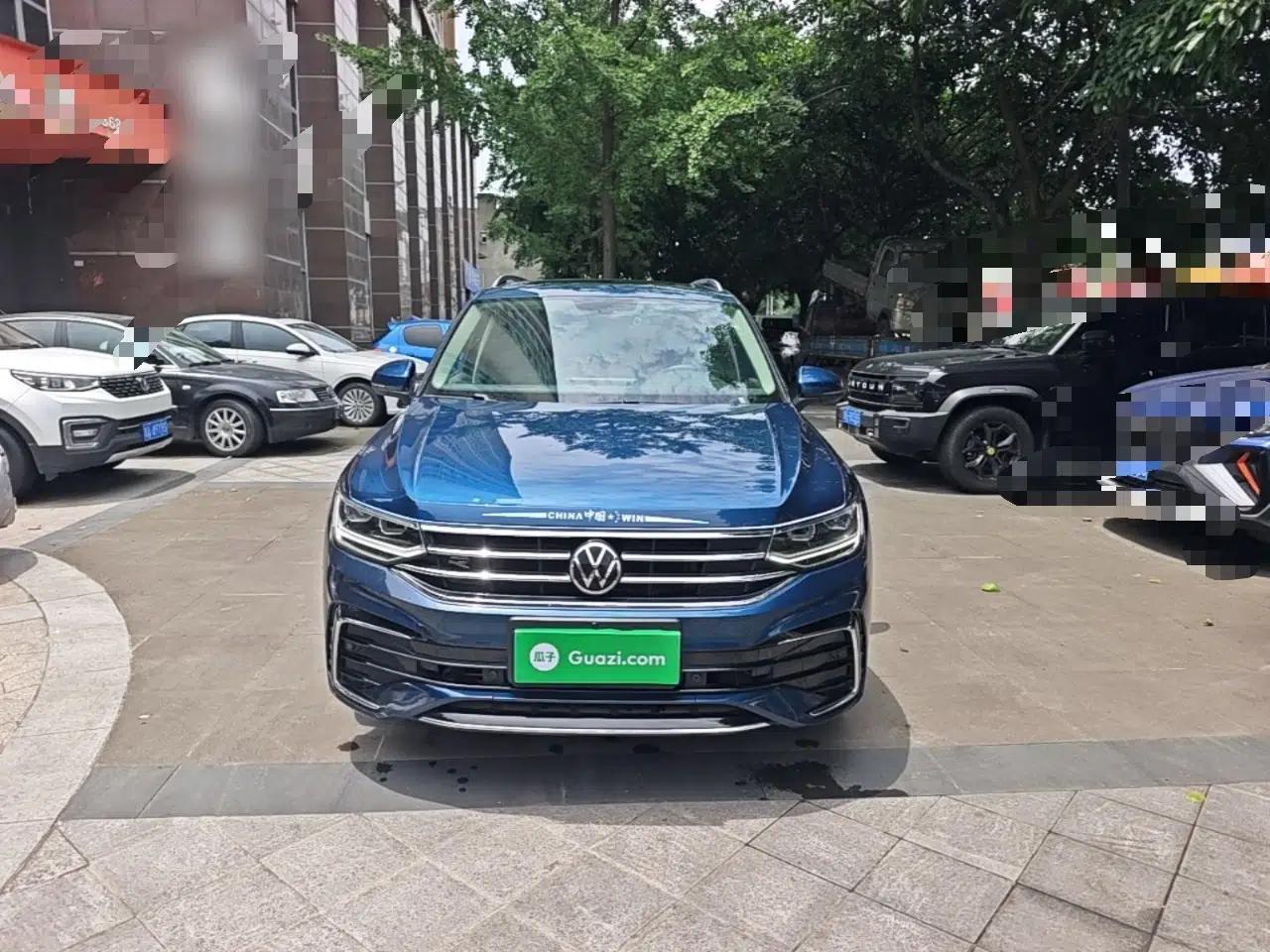 Volkswagen Tiguan L 2022 330TSI Automatic Two-Wheel Drive R-Line Enhanced Edition — миниатюра 2