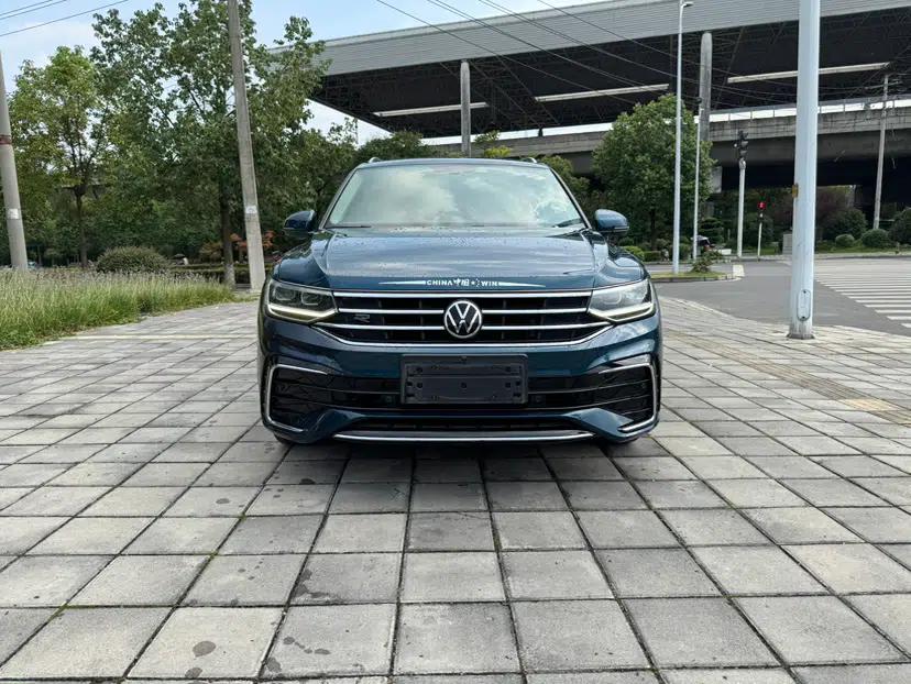 Volkswagen Tiguan L 2022 330TSI Automatic Two-Wheel Drive R-Line Enhanced Edition — миниатюра 19