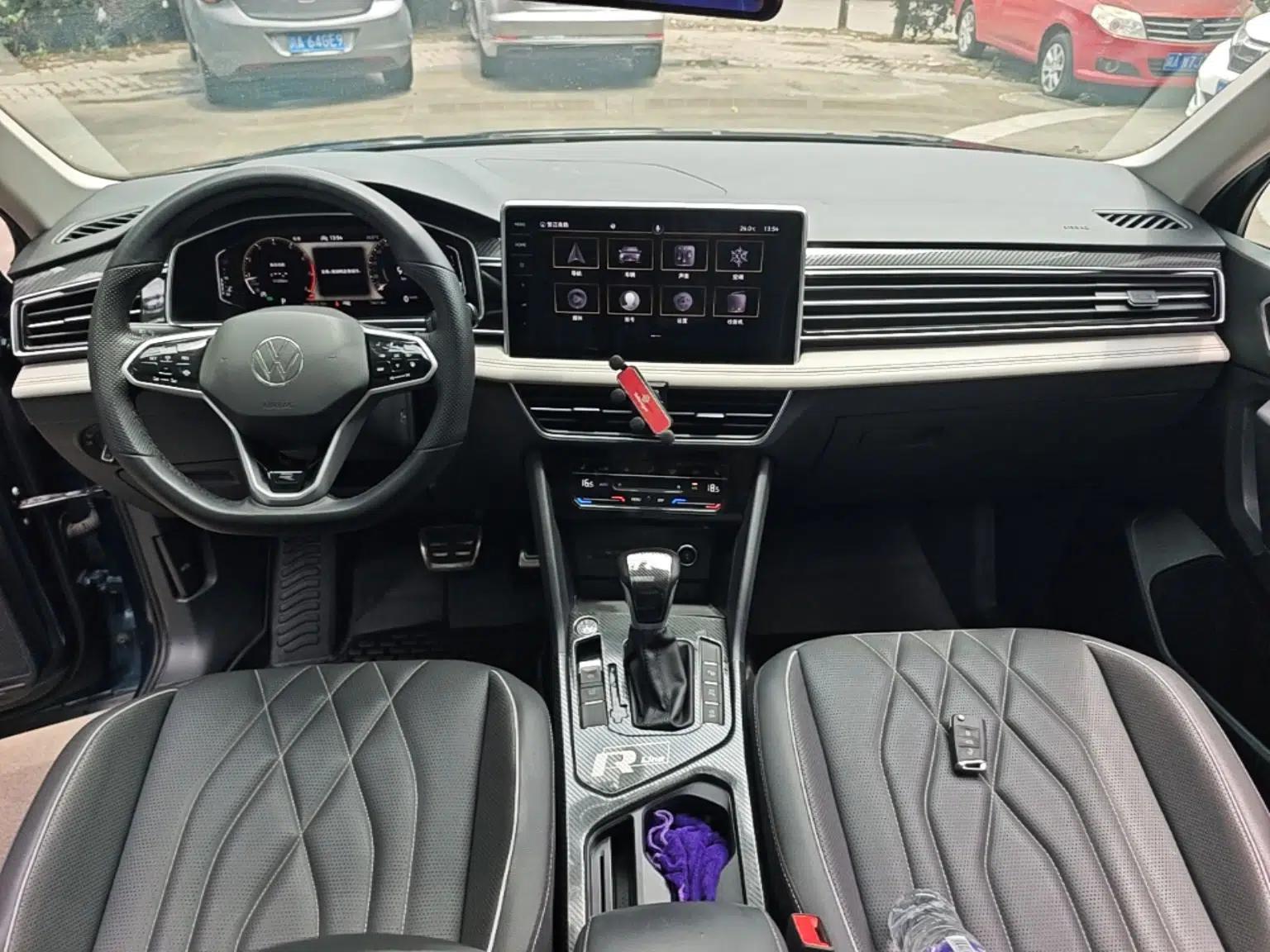 Volkswagen Tiguan L 2022 330TSI Automatic Two-Wheel Drive R-Line Enhanced Edition — миниатюра 20