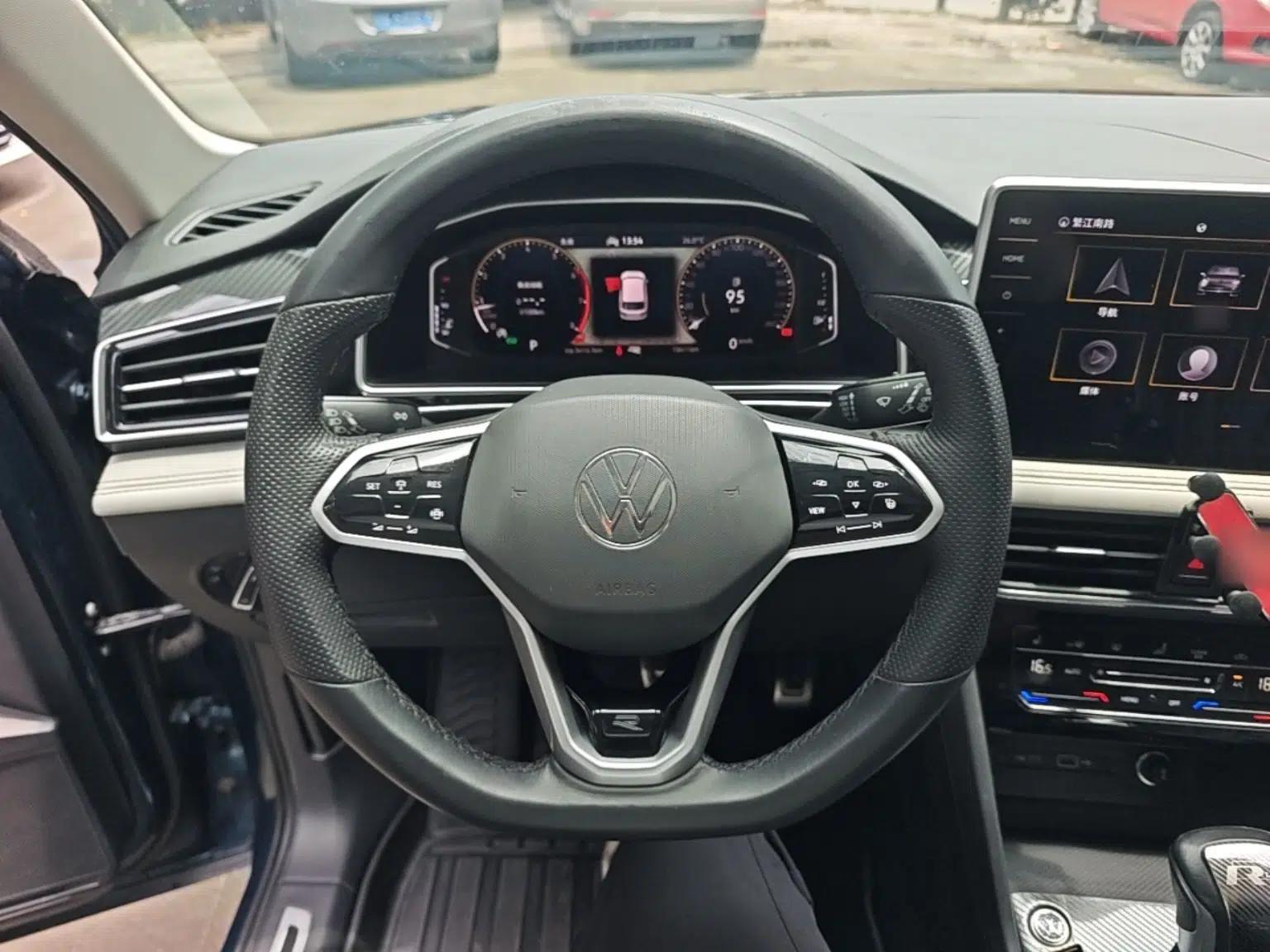 Volkswagen Tiguan L 2022 330TSI Automatic Two-Wheel Drive R-Line Enhanced Edition — миниатюра 21