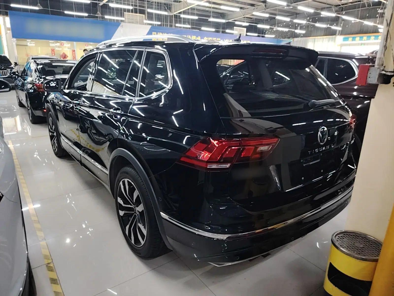 Volkswagen Tiguan L 2021 330TSI Automatic Two-Wheel Drive R-Line Enhanced Edition — миниатюра 4