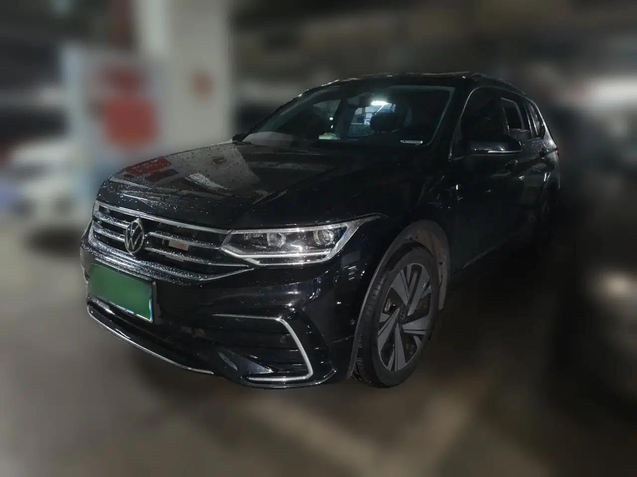 Volkswagen Tiguan L 2023 Restyled 330TSI Automatic Two-Wheel Drive R-Line Enhanced Comfort Version — миниатюра 1