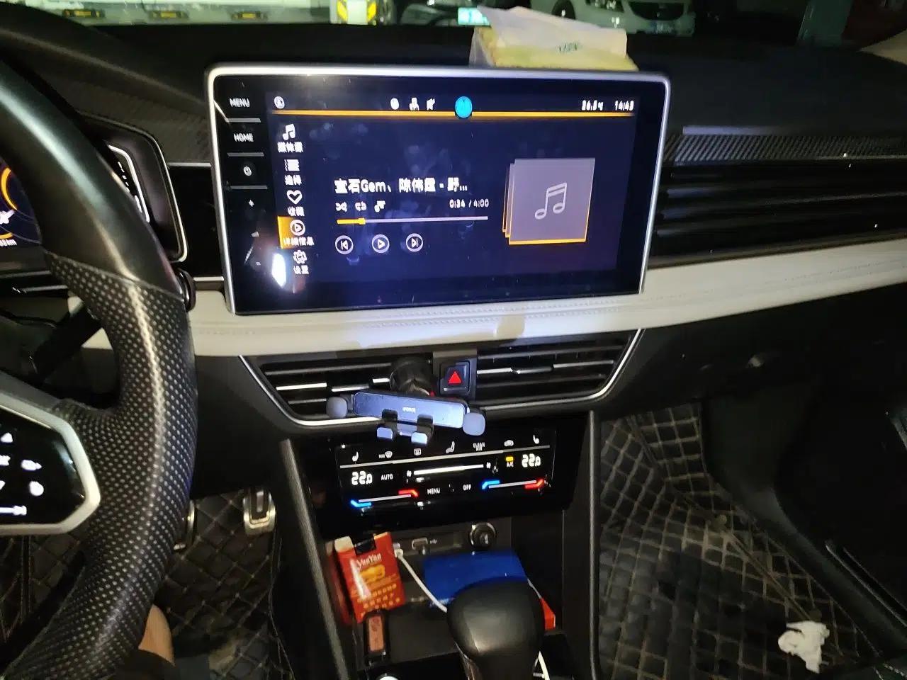 Volkswagen Tiguan L 2023 Restyled 330TSI Automatic Two-Wheel Drive R-Line Enhanced Comfort Version — миниатюра 13