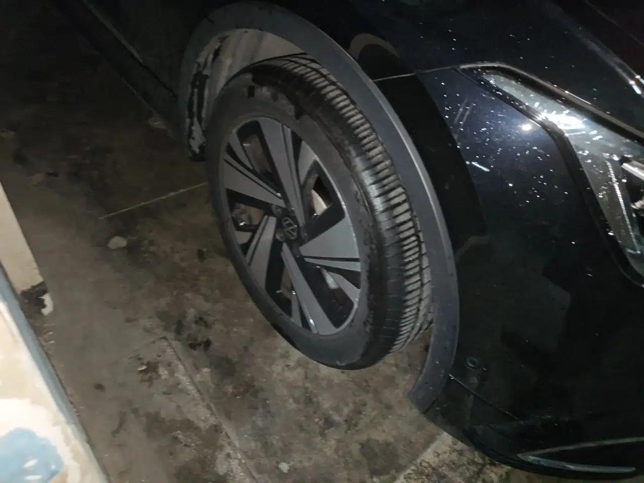 Volkswagen Tiguan L 2023 Restyled 330TSI Automatic Two-Wheel Drive R-Line Enhanced Comfort Version — миниатюра 8