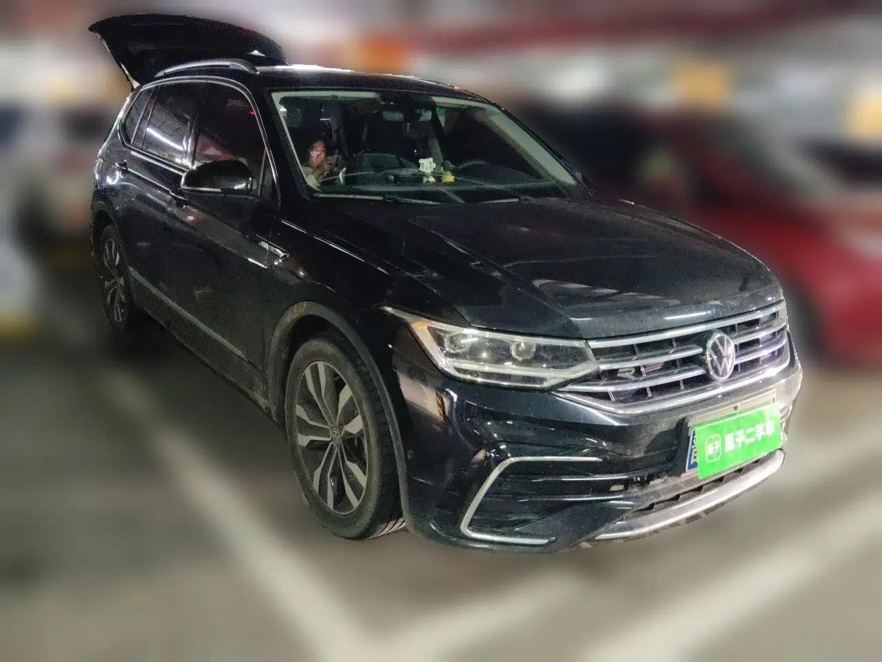 Volkswagen Tiguan L 2022 330TSI Automatic Two-Wheel Drive R-Line Enhanced Edition — миниатюра 3