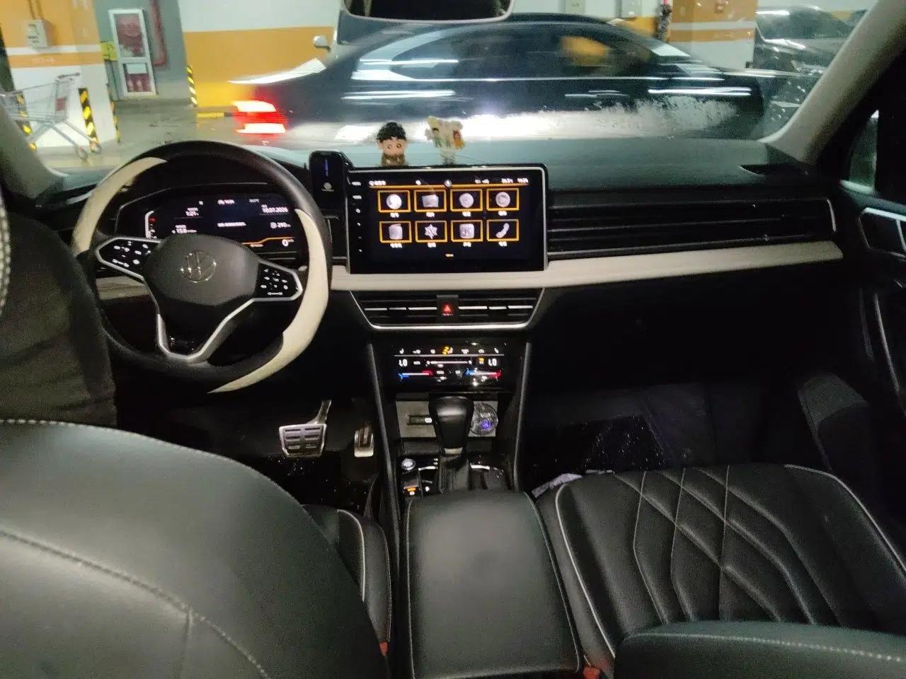 Volkswagen Tiguan L 2022 330TSI Automatic Two-Wheel Drive R-Line Enhanced Edition — миниатюра 9