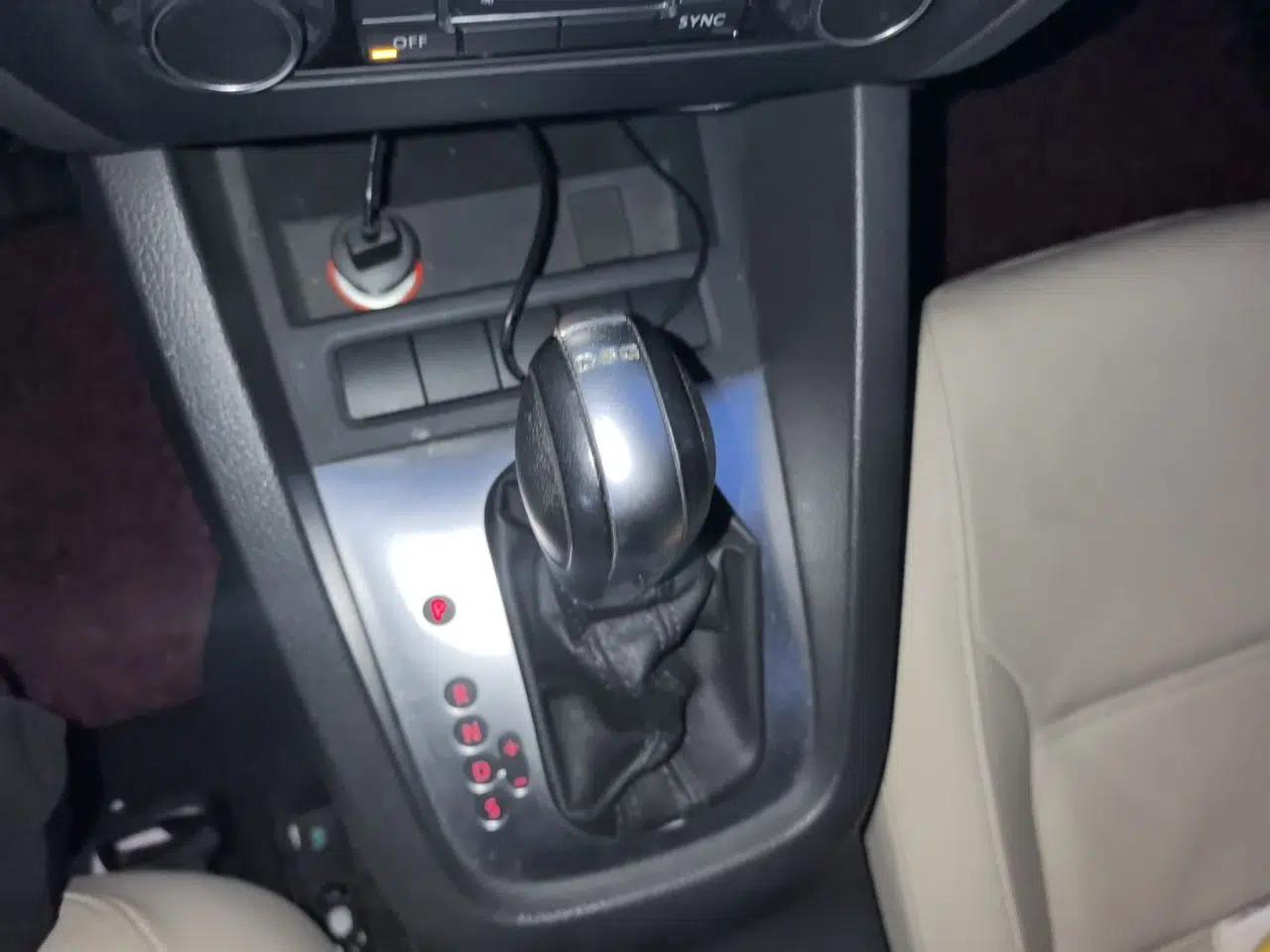 Volkswagen Sagitar 2014 1.4TSI Automatic Luxury Model — миниатюра 14