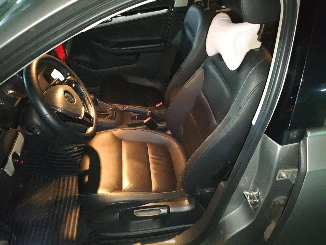 Volkswagen Sagitar 2015 230TSI Automatic Comfort Version — миниатюра 14