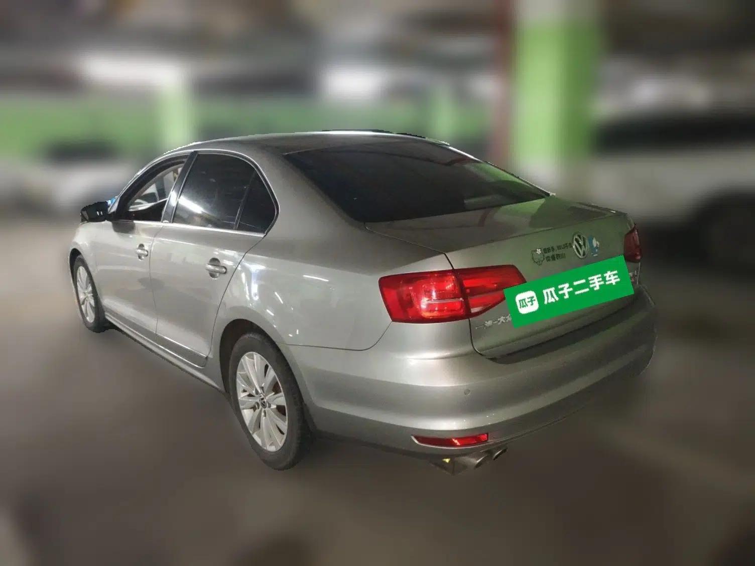 Volkswagen Sagitar 2015 230TSI Automatic Comfort Version — миниатюра 4