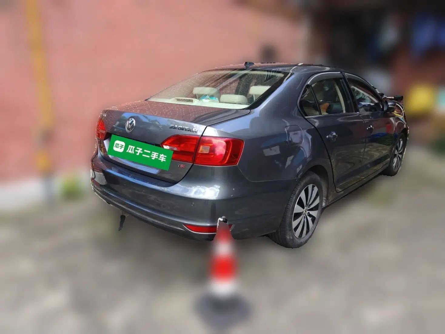 Volkswagen Sagitar 2012 1.8TSI Automatic Flagship Edition — миниатюра 6