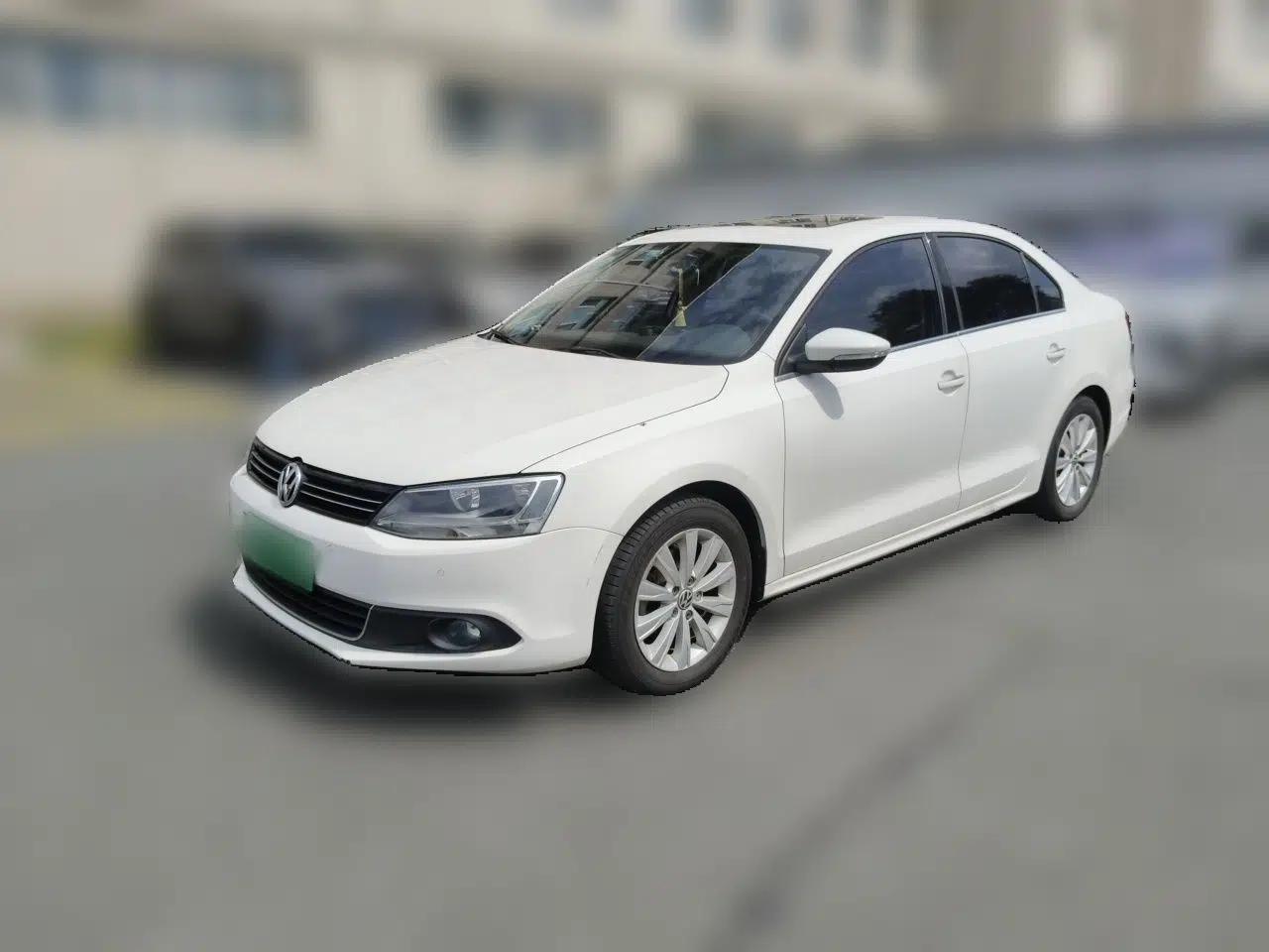 Volkswagen Sagitar 2014 1.4TSI Automatic Luxury Model — миниатюра 1