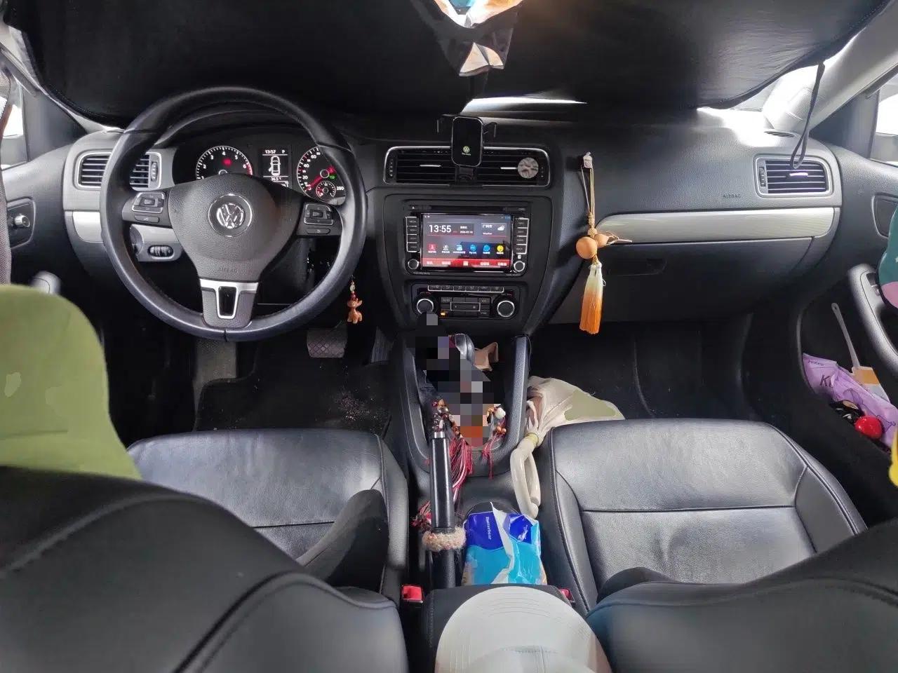 Volkswagen Sagitar 2014 Revised Version 1.4TSI Automatic Luxury Edition — миниатюра 9