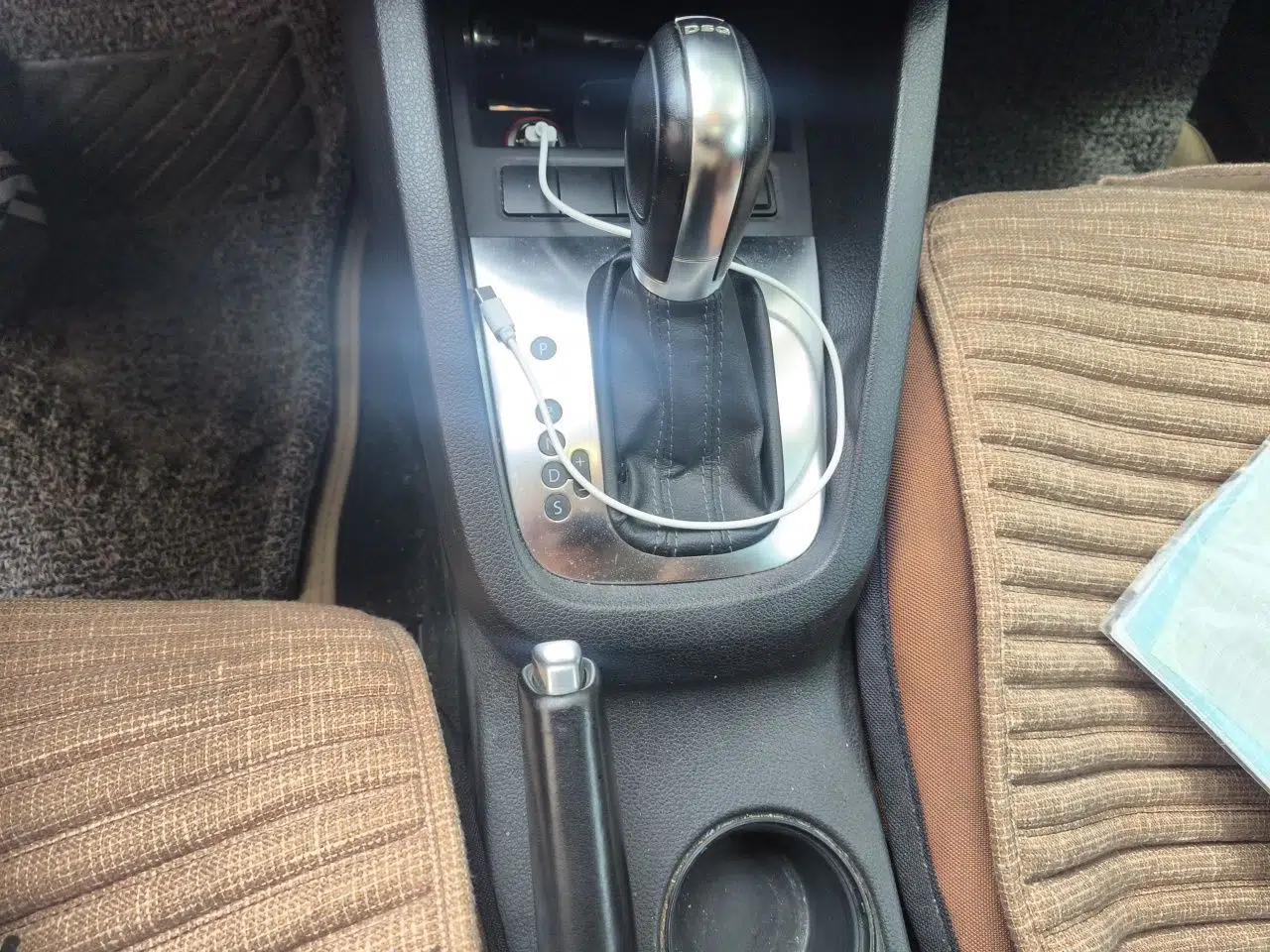 Volkswagen Sagitar 2012 1.4TSI Automatic Fashion Edition — миниатюра 14