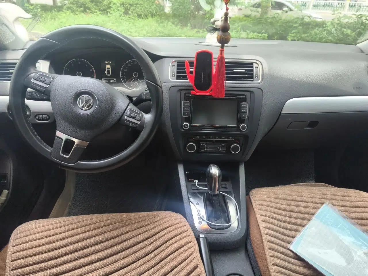 Volkswagen Sagitar 2012 1.4TSI Automatic Fashion Edition — миниатюра 9