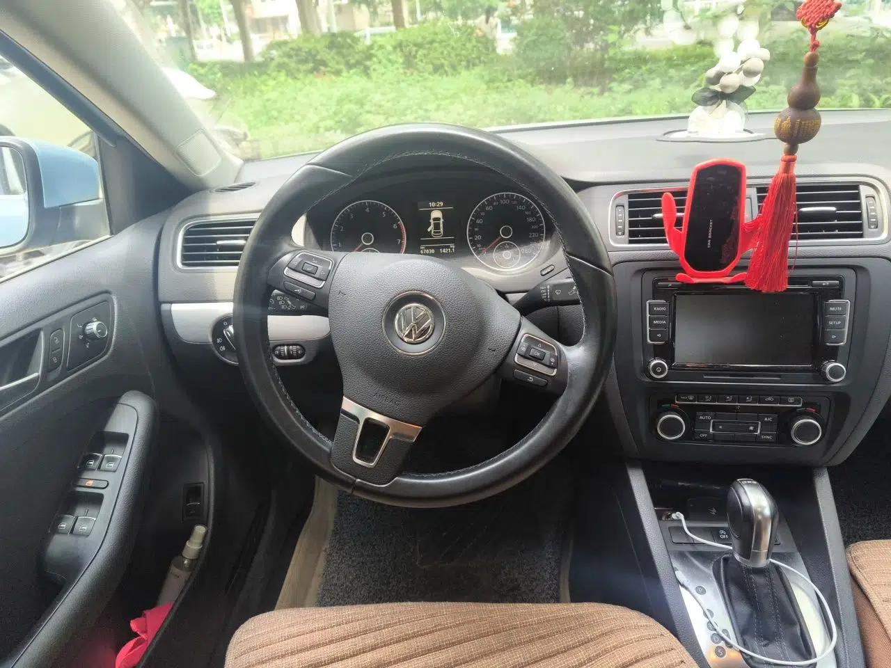 Volkswagen Sagitar 2012 1.4TSI Automatic Fashion Edition — миниатюра 10
