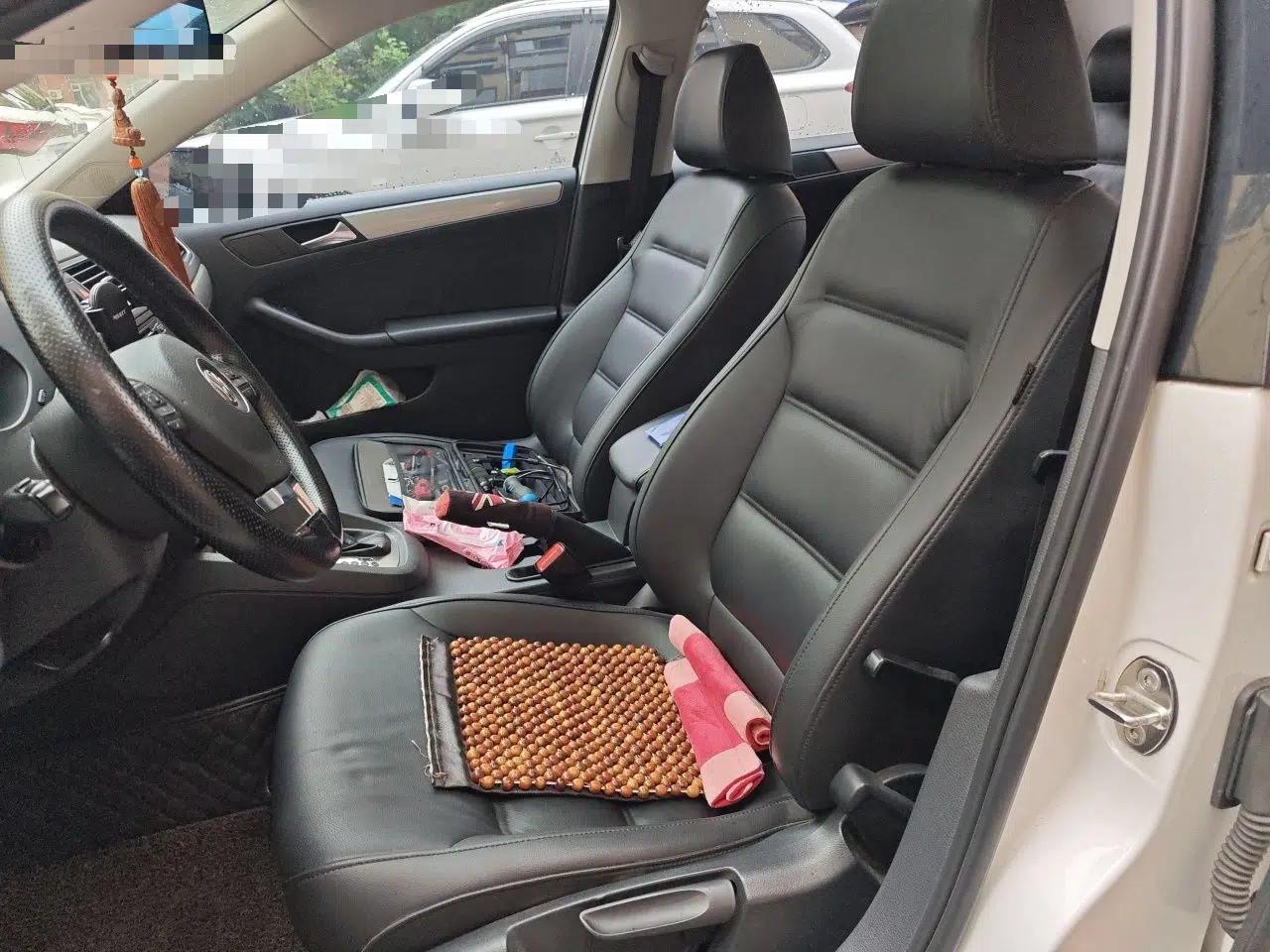 Volkswagen Sagitar 2012 1.4TSI Automatic Luxury Edition — миниатюра 15
