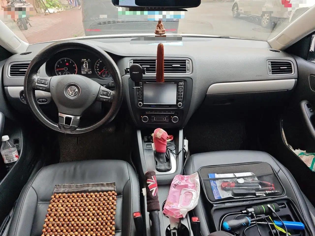 Volkswagen Sagitar 2012 1.4TSI Automatic Luxury Edition — миниатюра 9