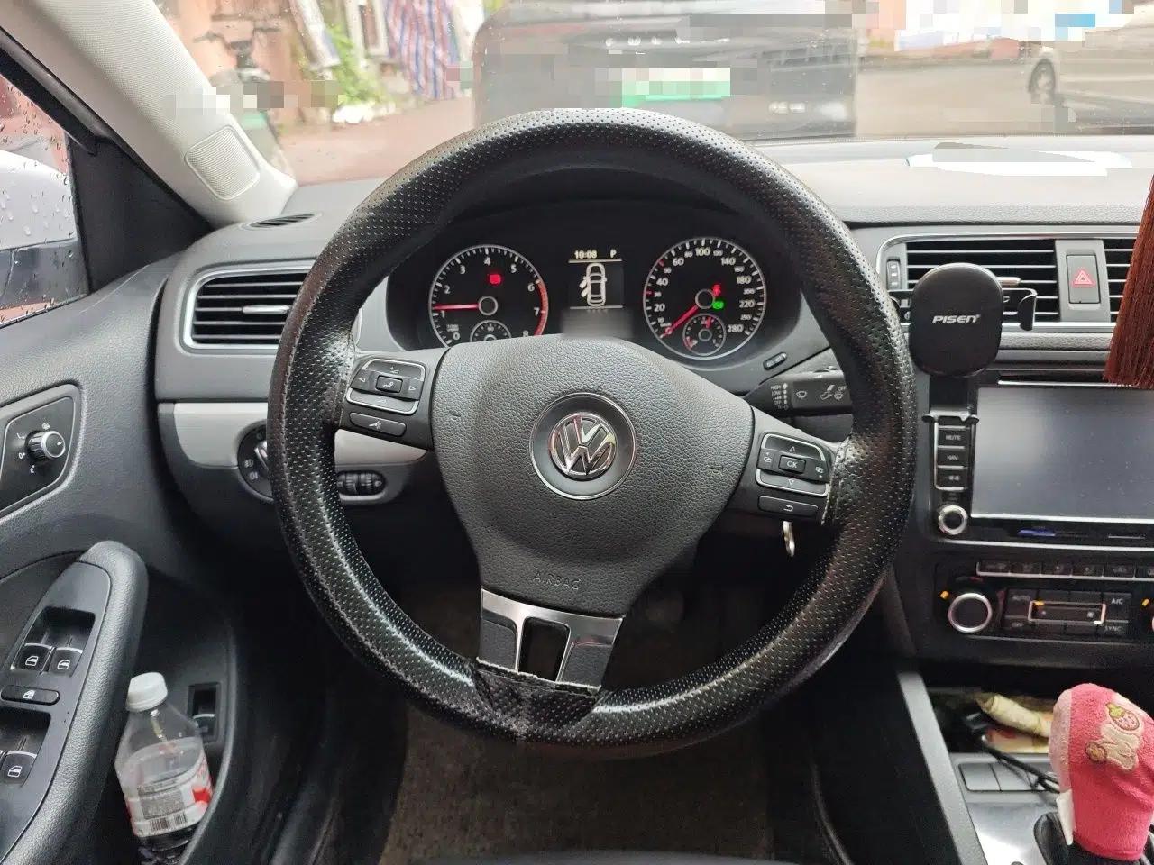 Volkswagen Sagitar 2012 1.4TSI Automatic Luxury Edition — миниатюра 10