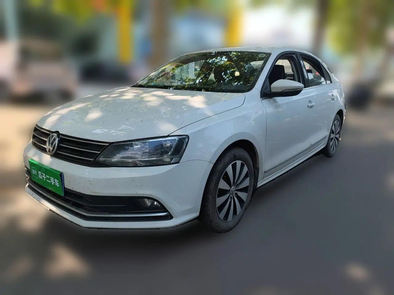 Volkswagen Sagitar 2017 1.6L Manual Comfort Model — миниатюра 1
