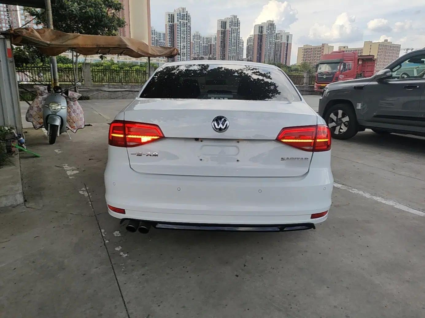 Volkswagen Sagitar 2018 280TSI DSG Ignite Edition — миниатюра 5