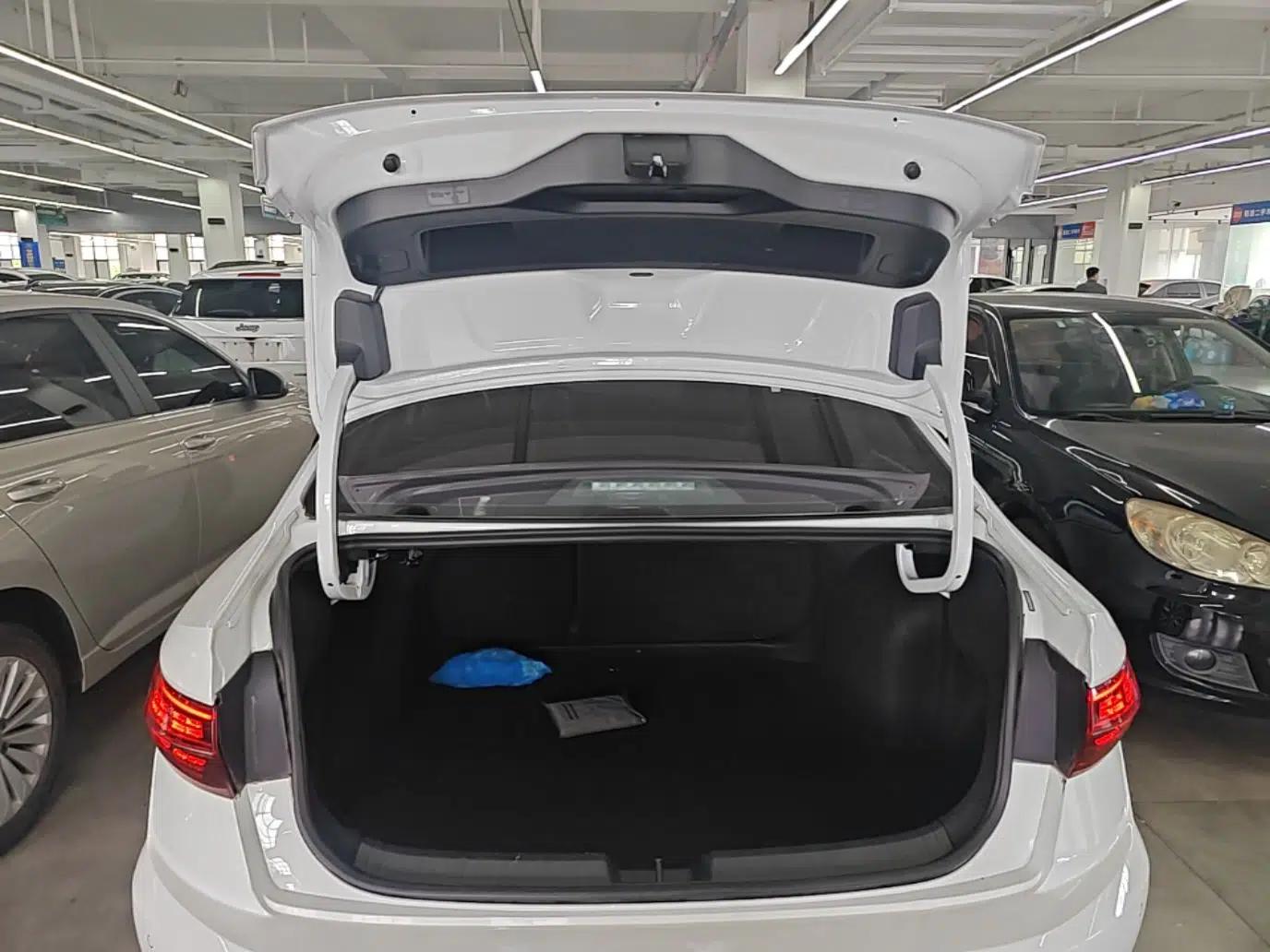 Volkswagen Sagitar 2021 200TSI DSG Comfort Connect Edition — миниатюра 22