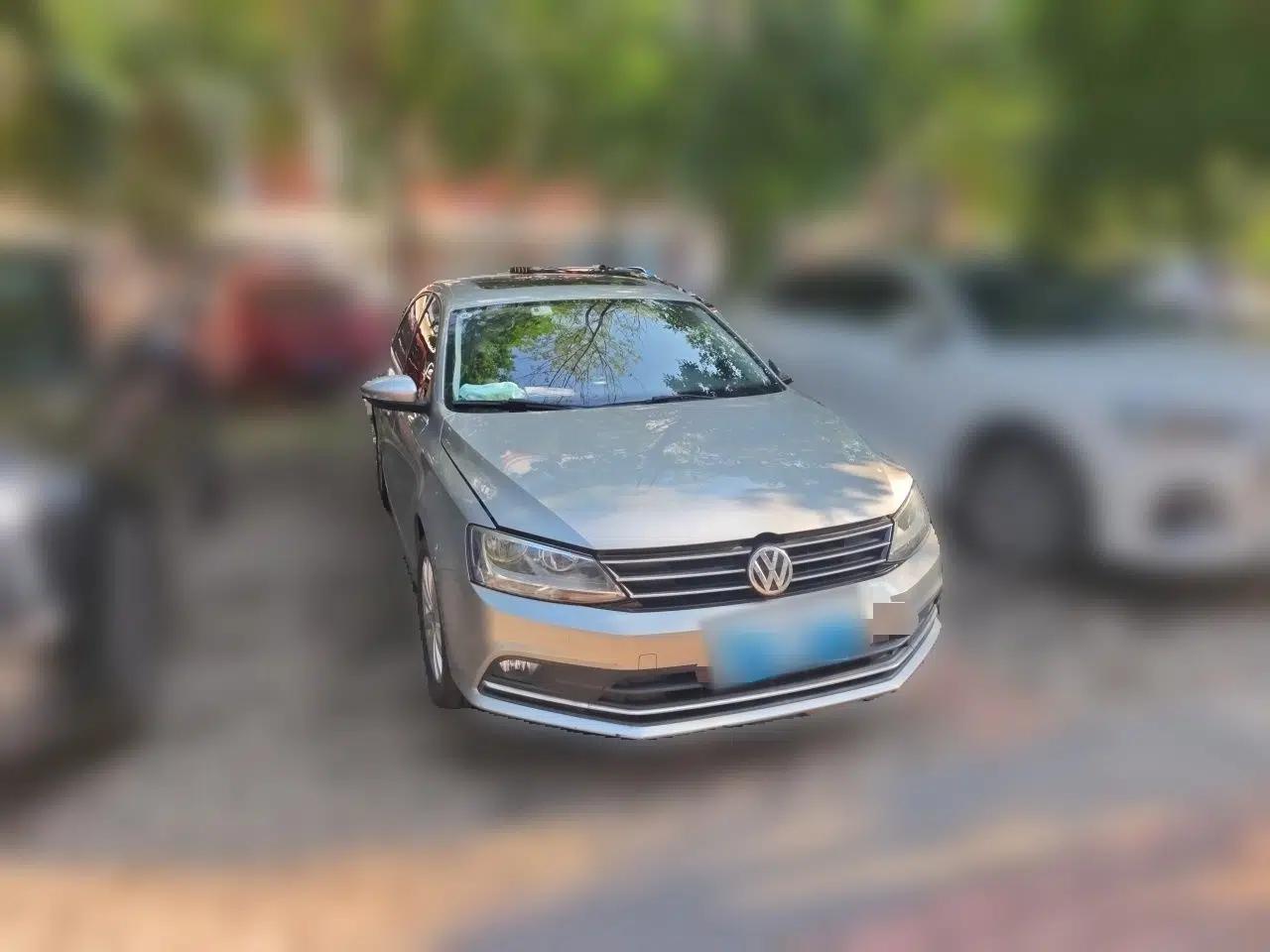 Volkswagen Sagitar 2017 1.6L Automatic Comfort Model — миниатюра 1