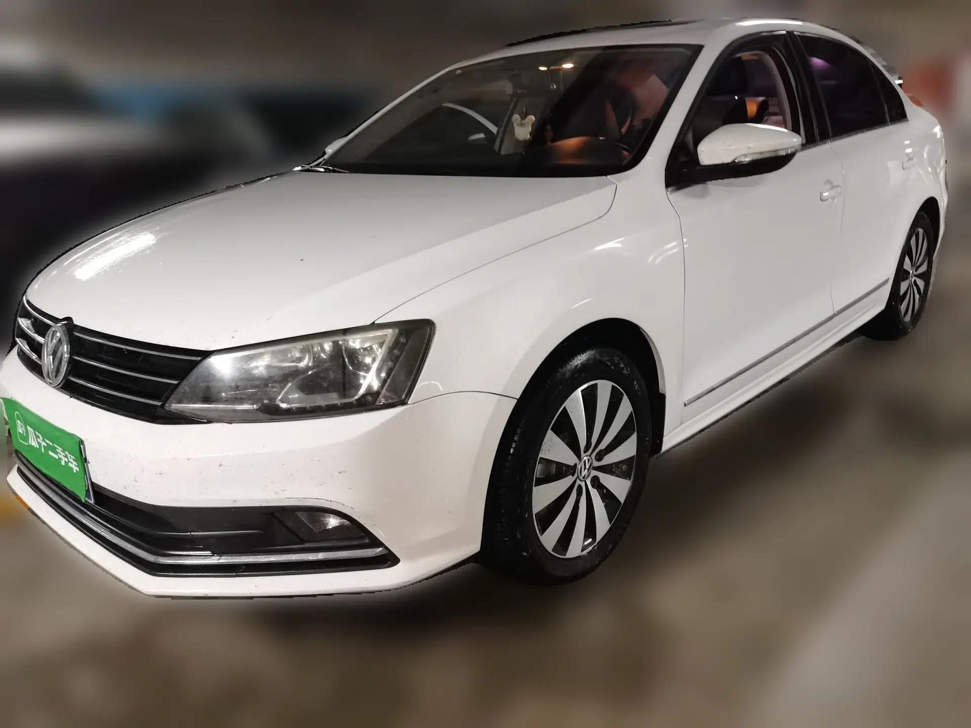 Volkswagen Sagitar 2017 230TSI Automatic Comfort Version — миниатюра 1