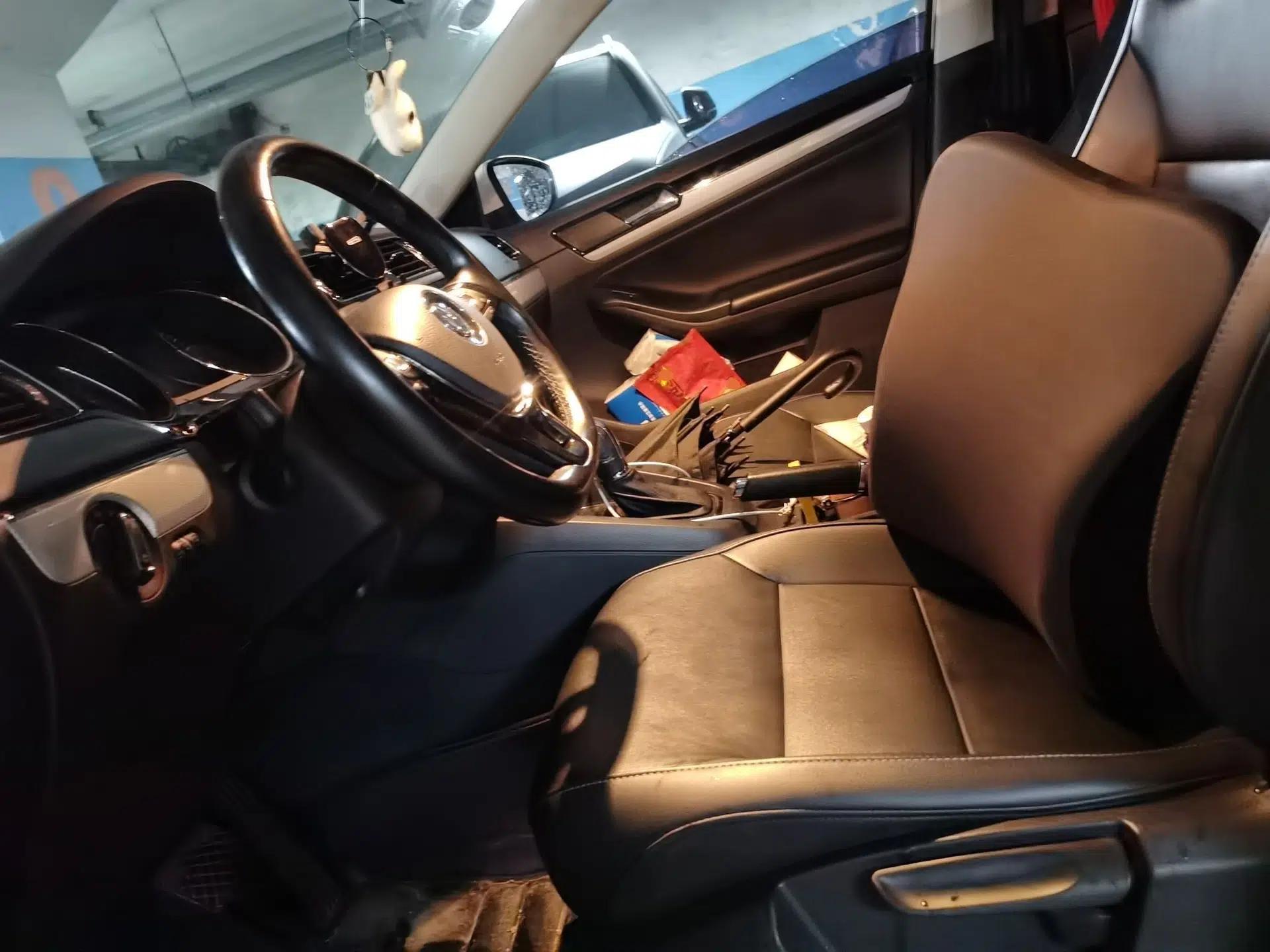 Volkswagen Sagitar 2017 230TSI Automatic Comfort Version — миниатюра 15