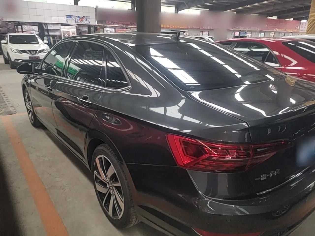 Volkswagen Sagitar 2021 280TSI DSG Excellence Edition — миниатюра 4