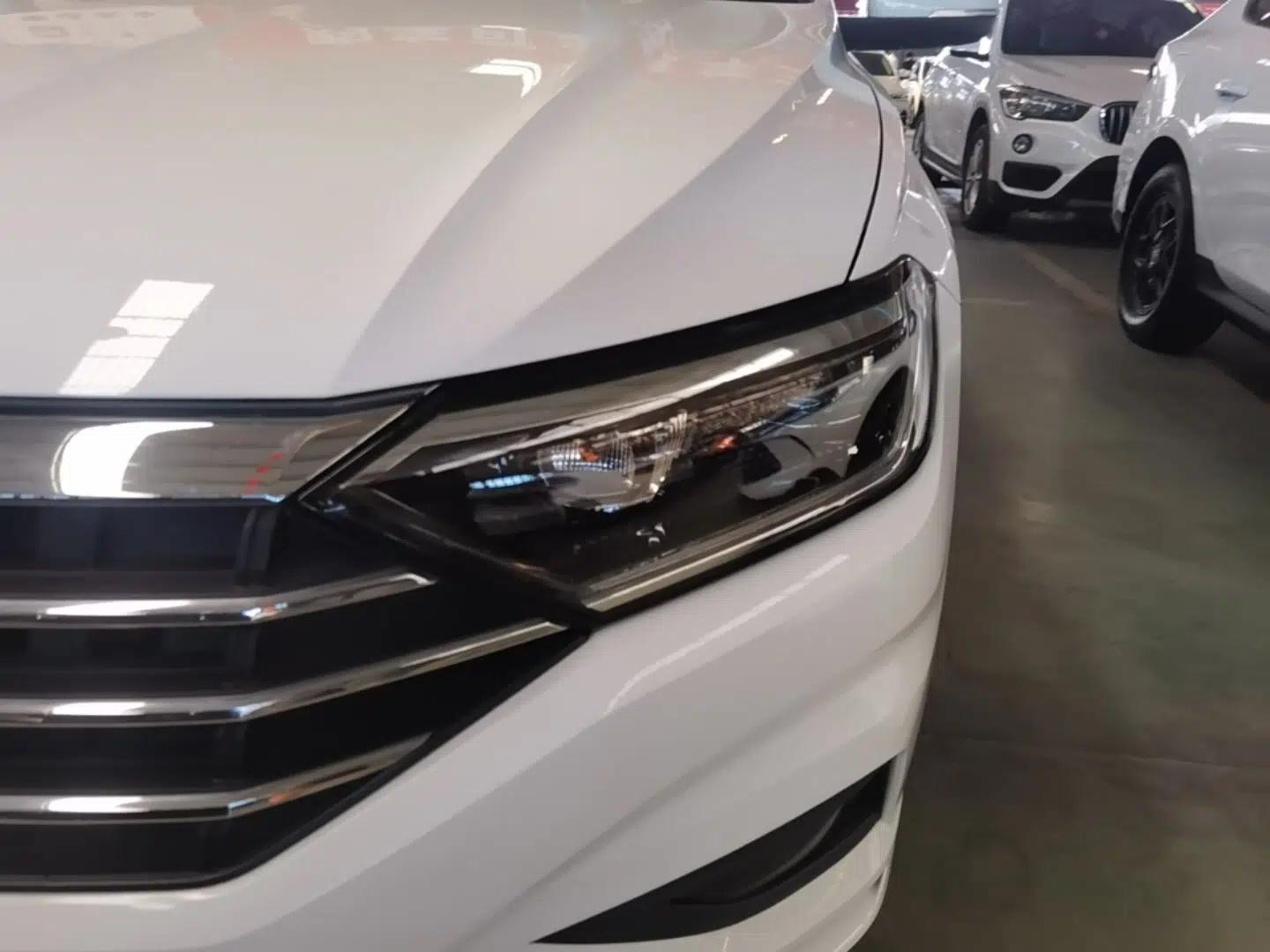Volkswagen Sagitar 2021 200TSI DSG Excellence Edition — миниатюра 8
