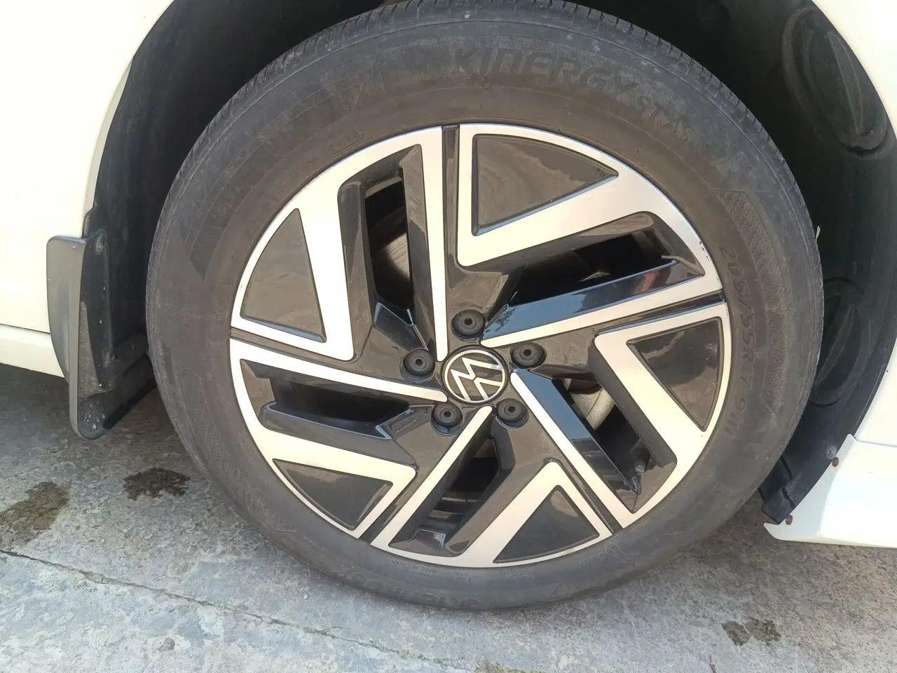 Volkswagen Sagitar 2023 300TSI DSG Excellence Edition — миниатюра 8