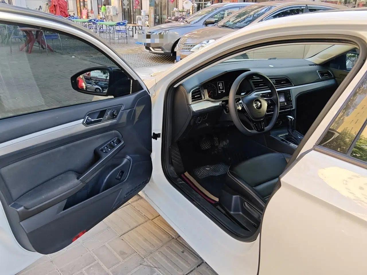 Volkswagen Lamando 2019 230TSI DSG Fashion Edition China VI — миниатюра 13