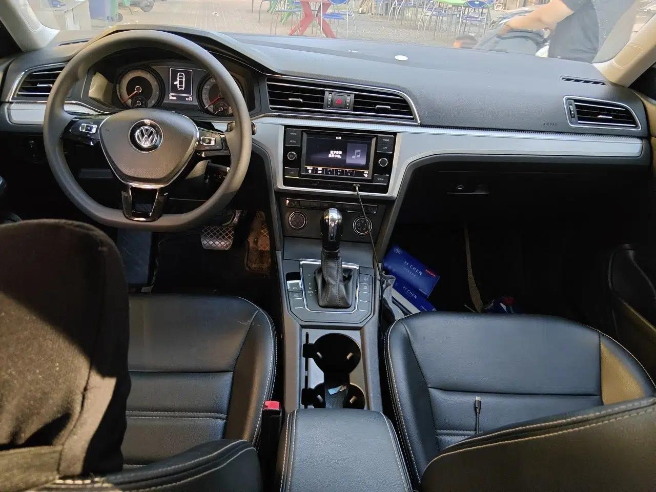 Volkswagen Lamando 2019 230TSI DSG Fashion Edition China VI — миниатюра 6