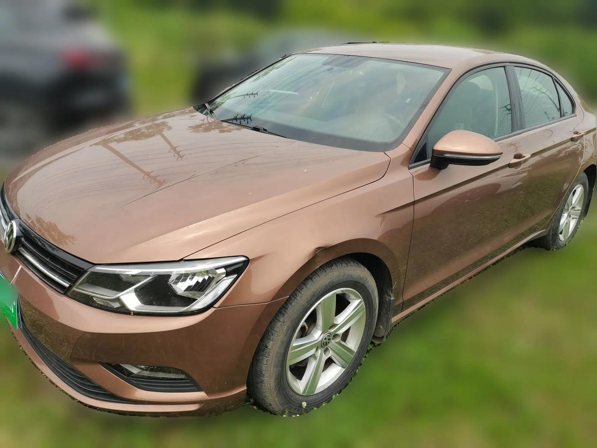 Volkswagen Lamando 2015 230TSI Manual Trend Edition — миниатюра 1
