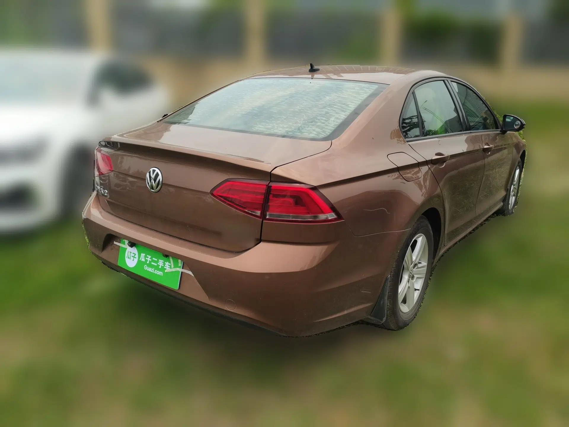 Volkswagen Lamando 2015 230TSI Manual Trend Edition — миниатюра 6