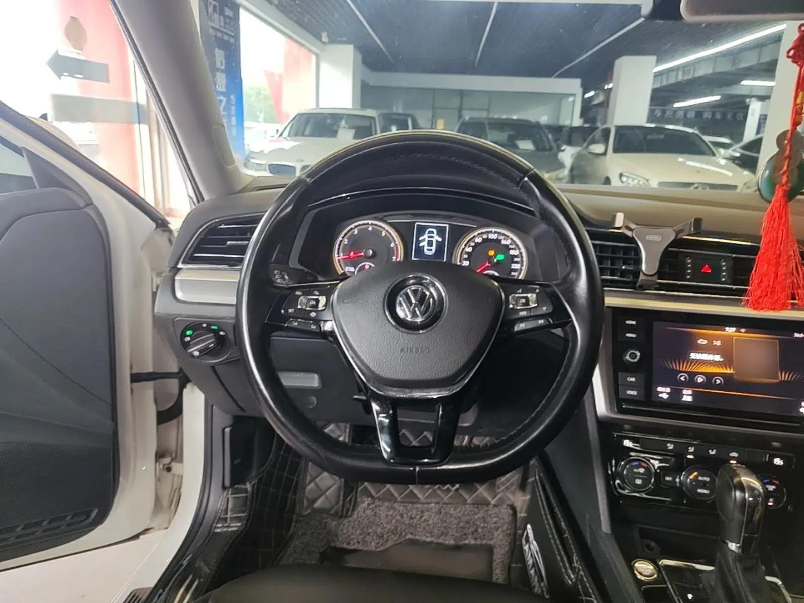 Volkswagen Lamando 2019 280TSI DSG Comfort Edition China VI standard — миниатюра 13