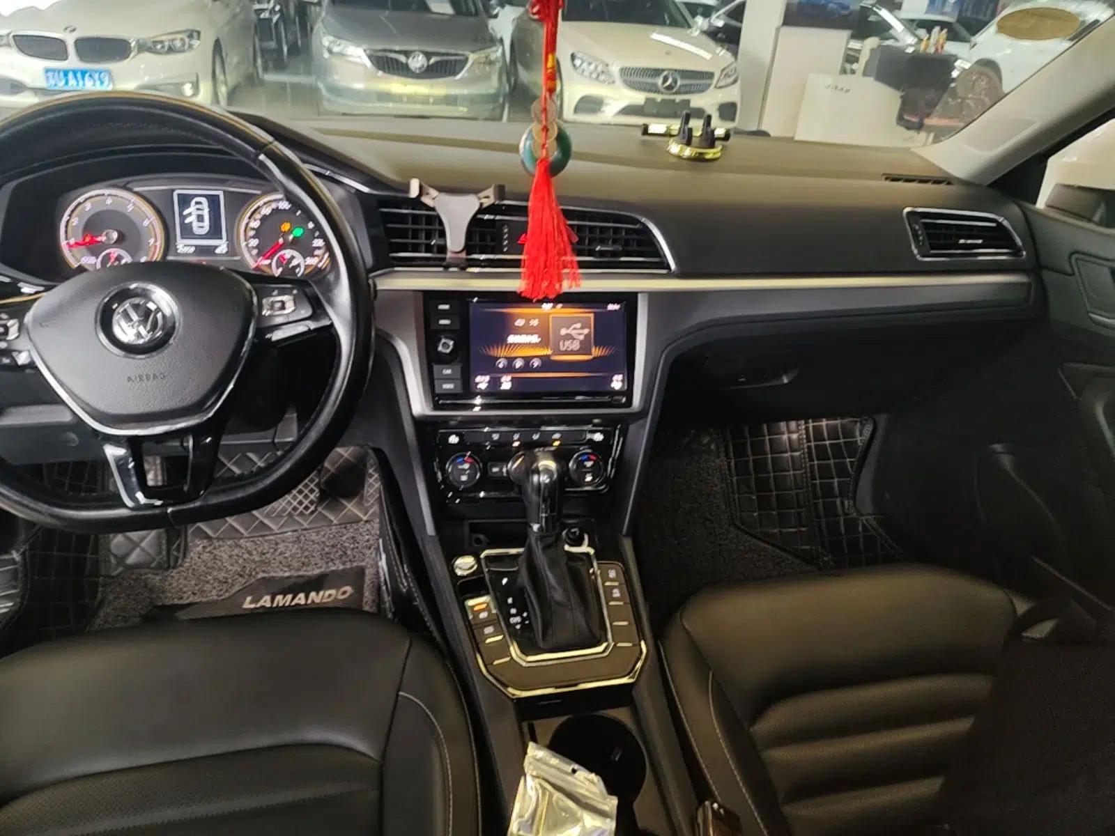 Volkswagen Lamando 2019 280TSI DSG Comfort Edition China VI standard — миниатюра 16