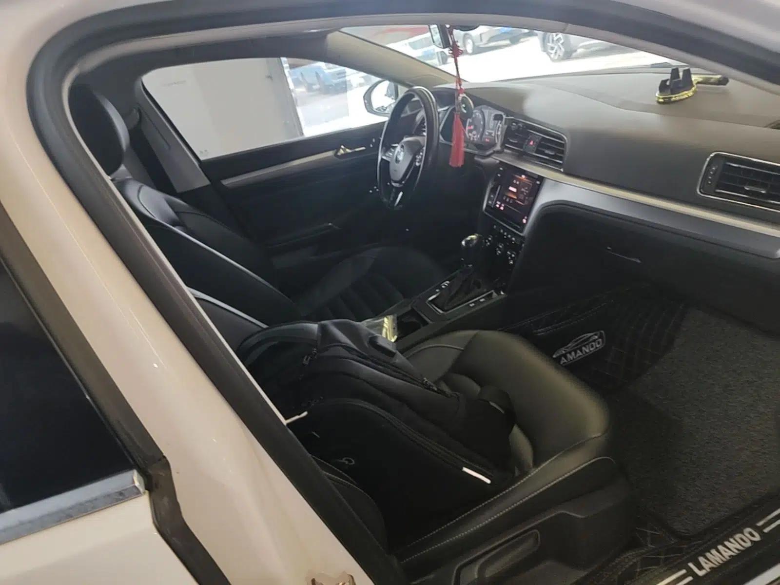 Volkswagen Lamando 2019 280TSI DSG Comfort Edition China VI standard — миниатюра 19