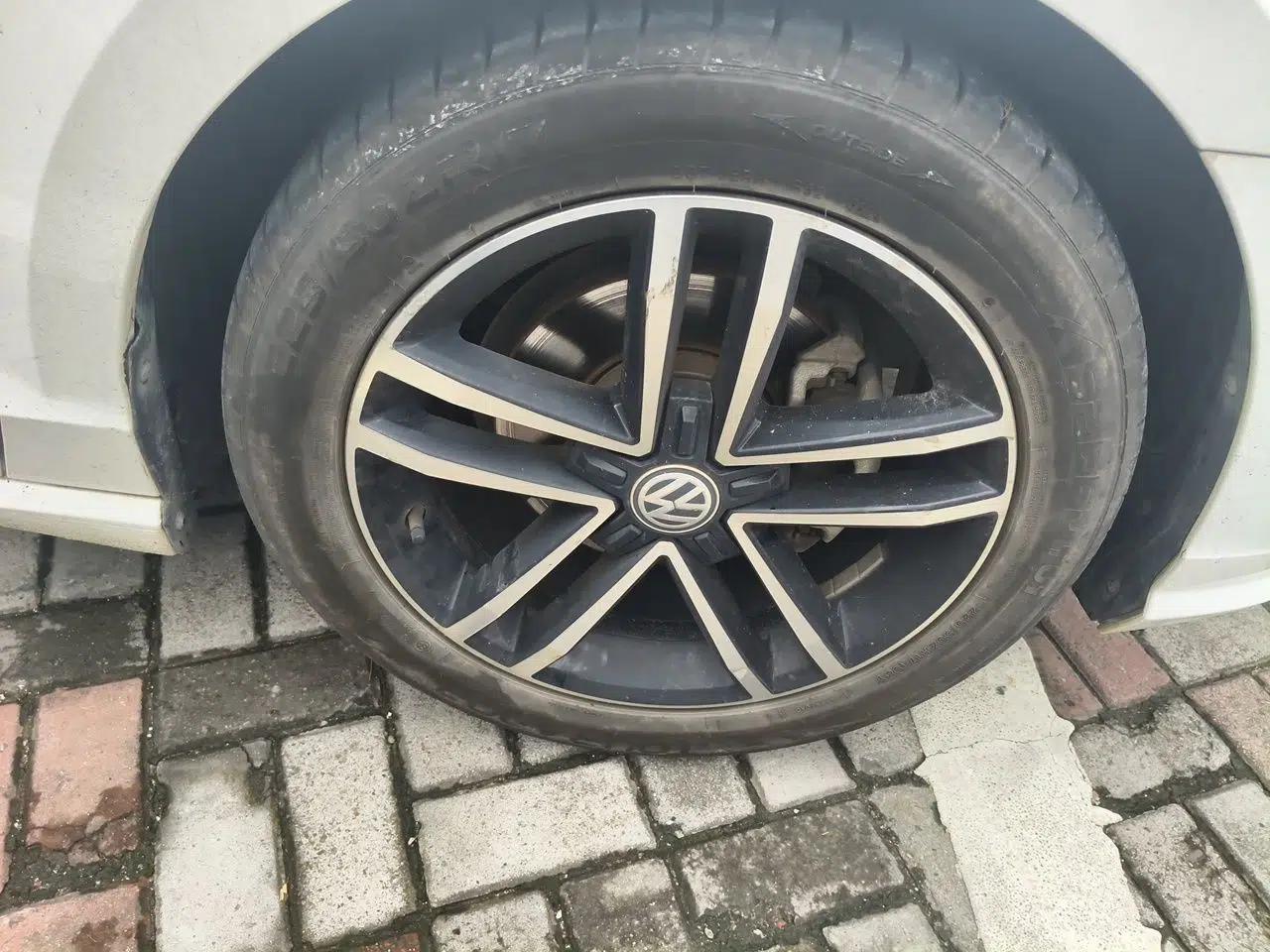 Volkswagen Lamando 2019 280TSI DSG Comfort Edition China V Standard — миниатюра 8