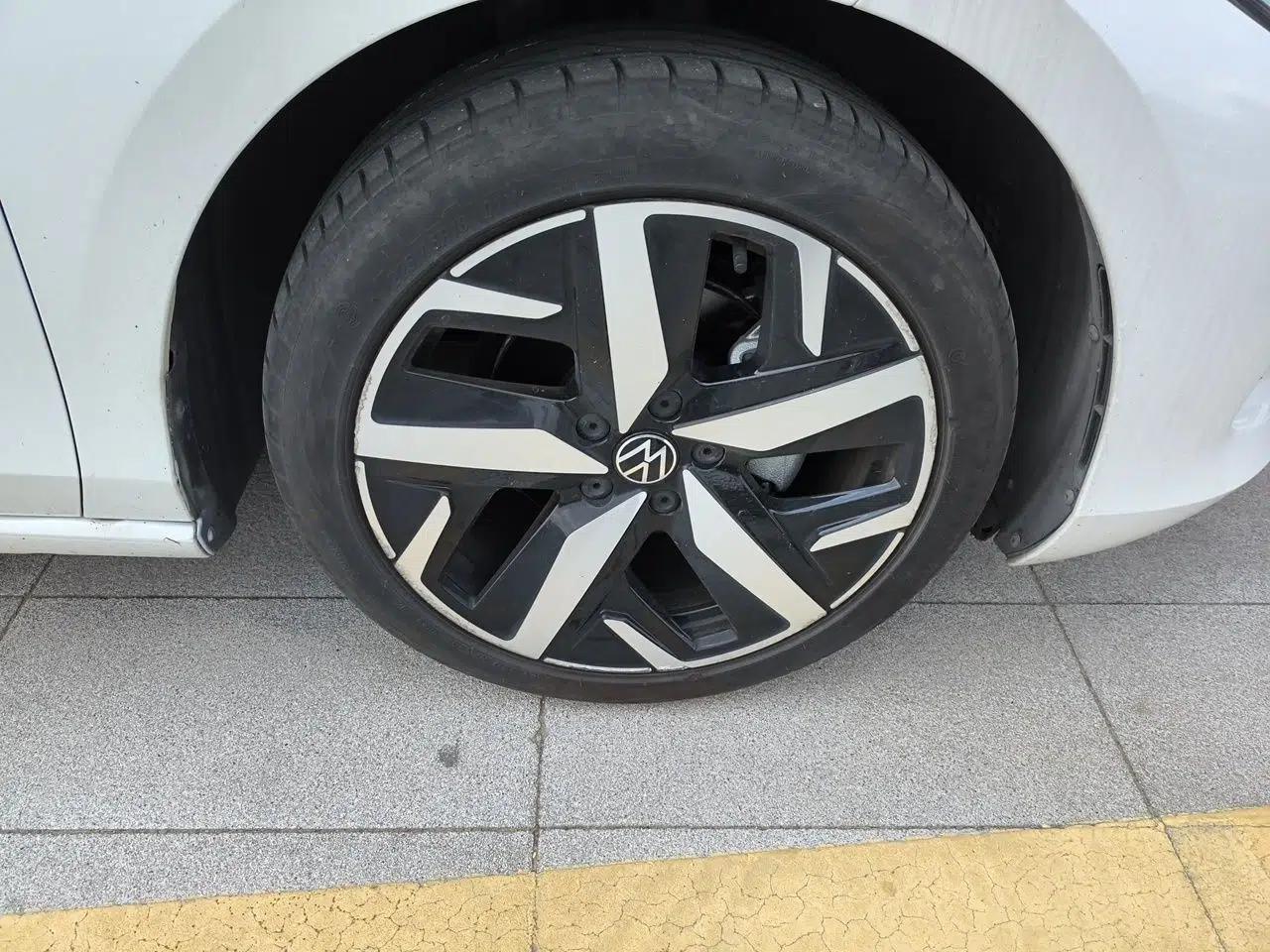 Volkswagen Lamando 2024 Lavida L 280TSI DSG Cool & Spicy Edition — миниатюра 8