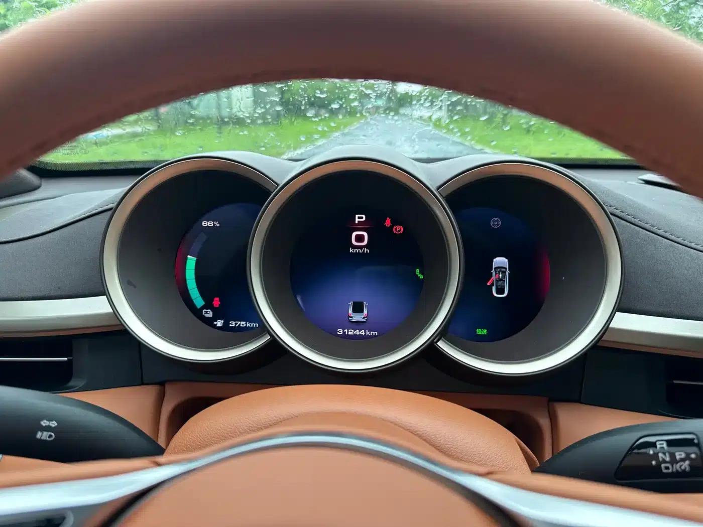 ORA Lightning Cat 2022 555km Premium Edition — миниатюра 11