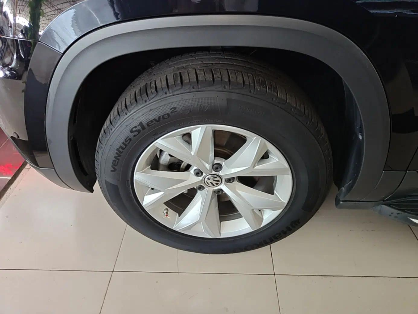 Volkswagen Teramont 2017 380TSI Four-Wheel Drive Comfort Edition — миниатюра 10