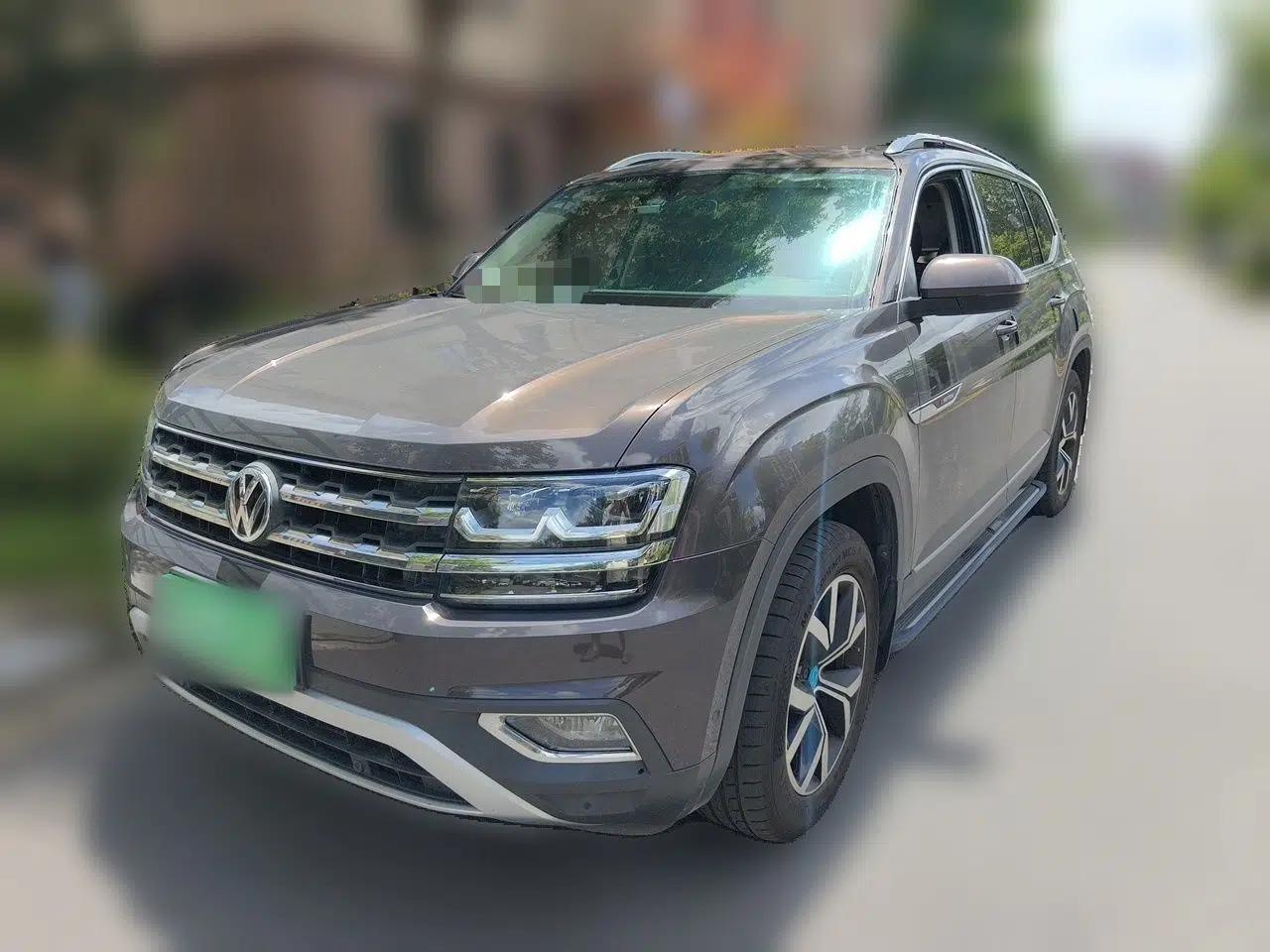 Volkswagen Teramont 2017 330TSI Two-Wheel-Drive Luxury Edition — миниатюра 1