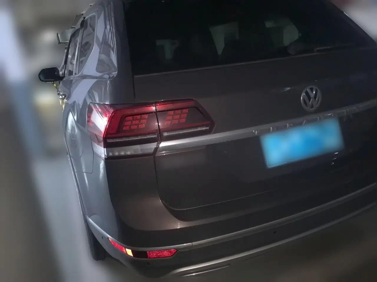 Volkswagen Teramont 2020 330TSI Two-Wheel-Drive Luxury Edition China VI Standard — миниатюра 4