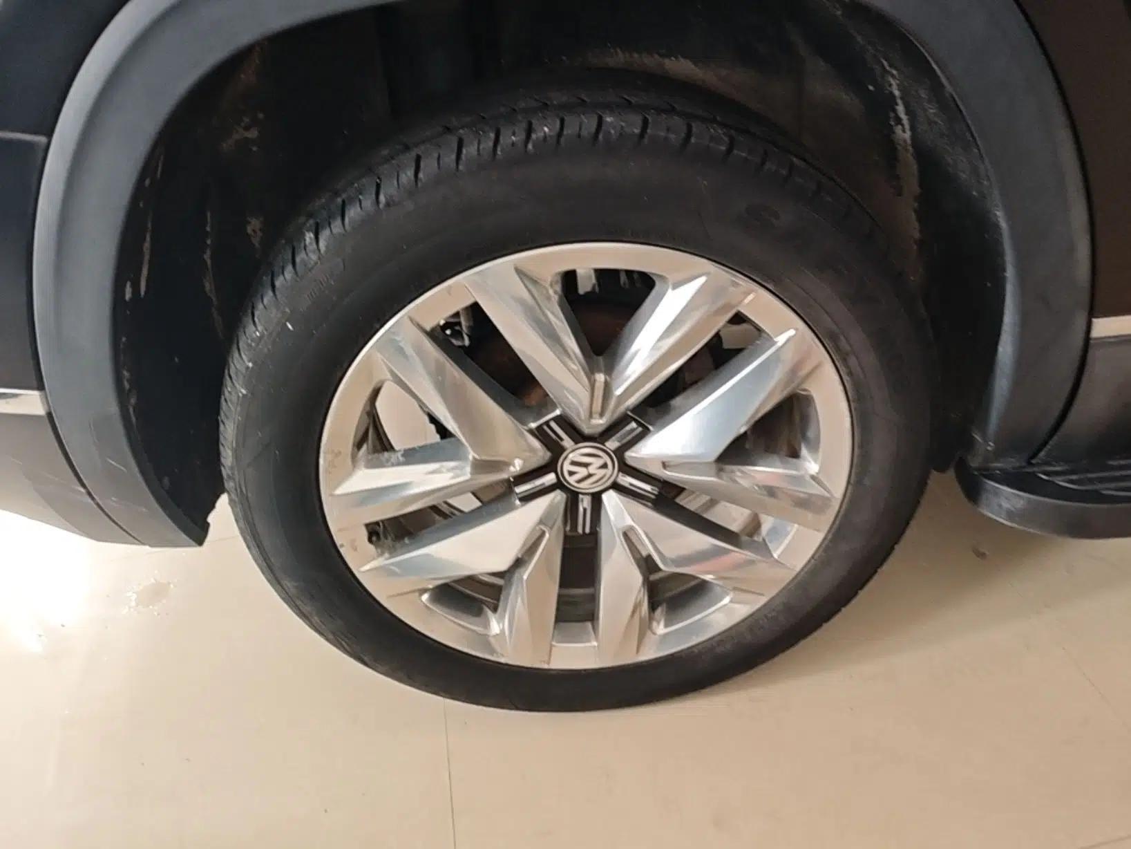 Volkswagen Teramont 2019 530 V6 Four-Wheel Drive Flagship Version China V Standard — миниатюра 11