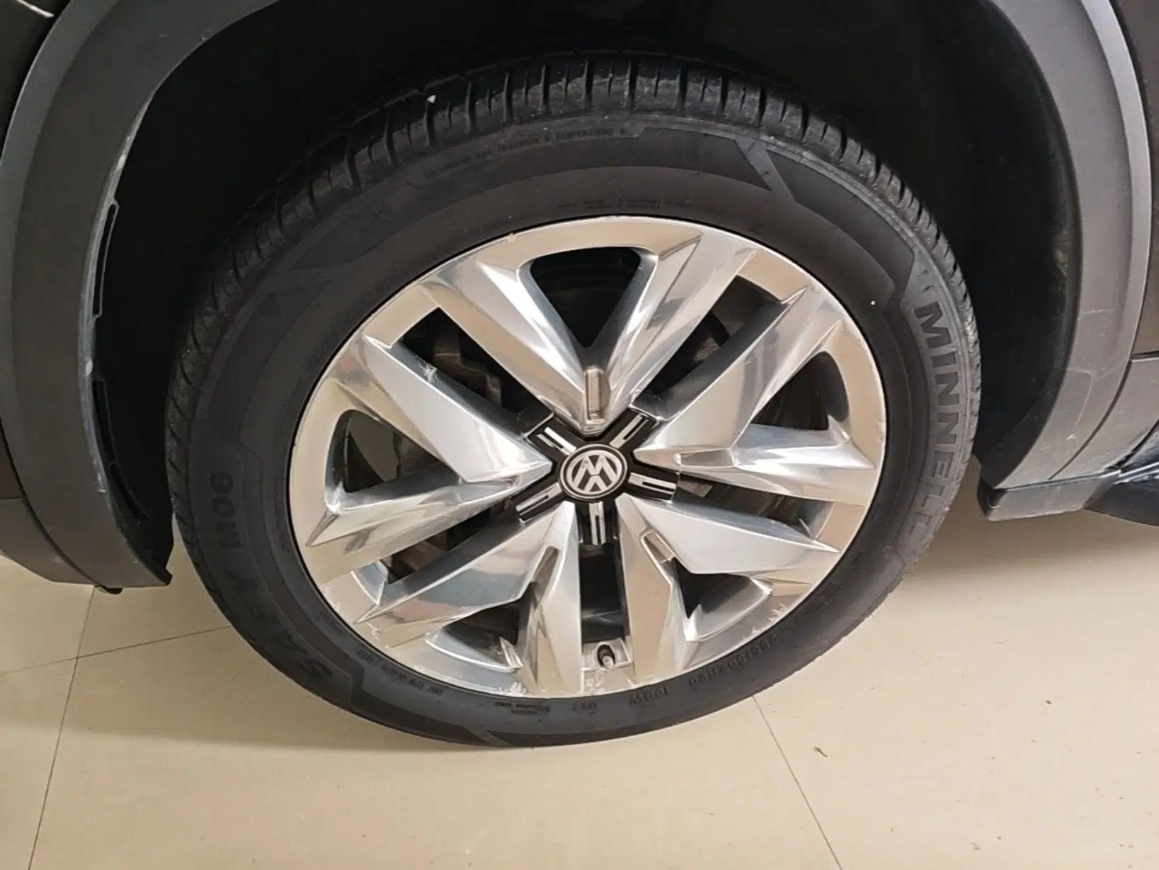 Volkswagen Teramont 2019 530 V6 Four-Wheel Drive Flagship Version China V Standard — миниатюра 10